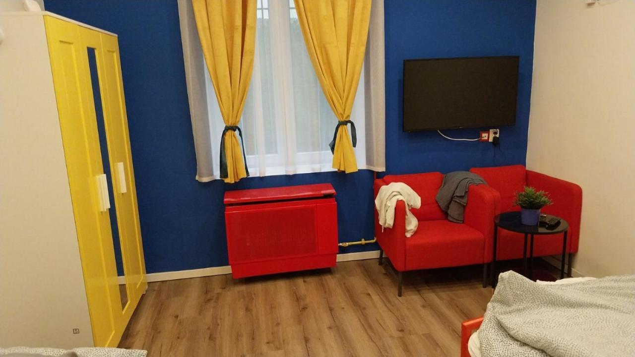 Yellow Blue Apartment Budapeşte Dış mekan fotoğraf